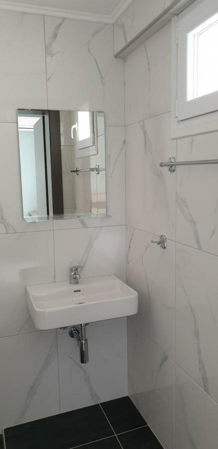 Apartamento Chriselia 1 Nea Roda Exterior foto